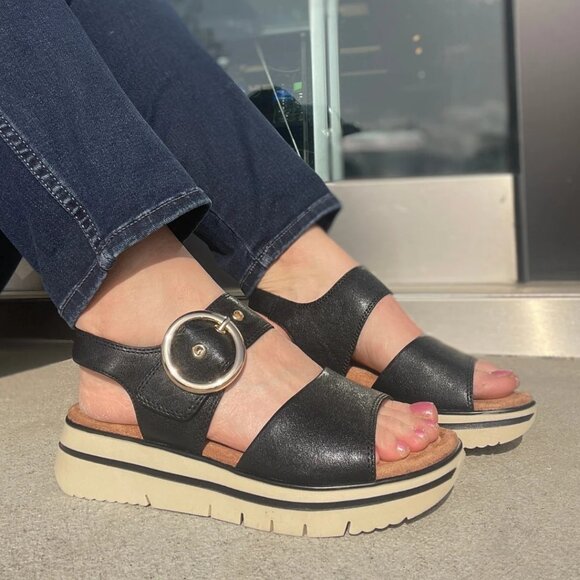 SALVIA ARLO Black Sandal Gold Buckle Detail Size   EU 38 - Picture 1 of 12